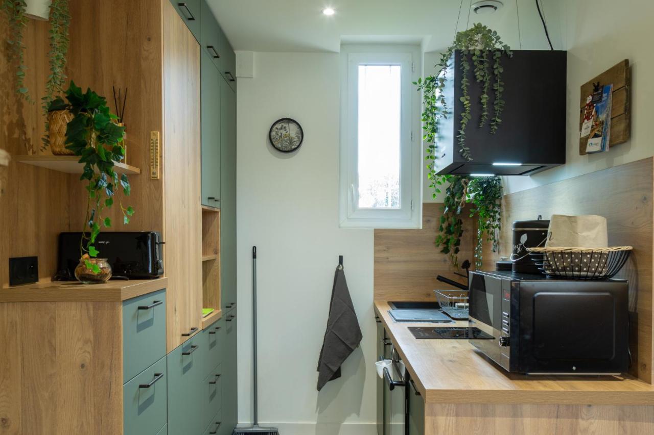 Suite Jungle - Jardin, Netflix Et Parking - Le Manoir Aux Pommes Orbec Exterior foto